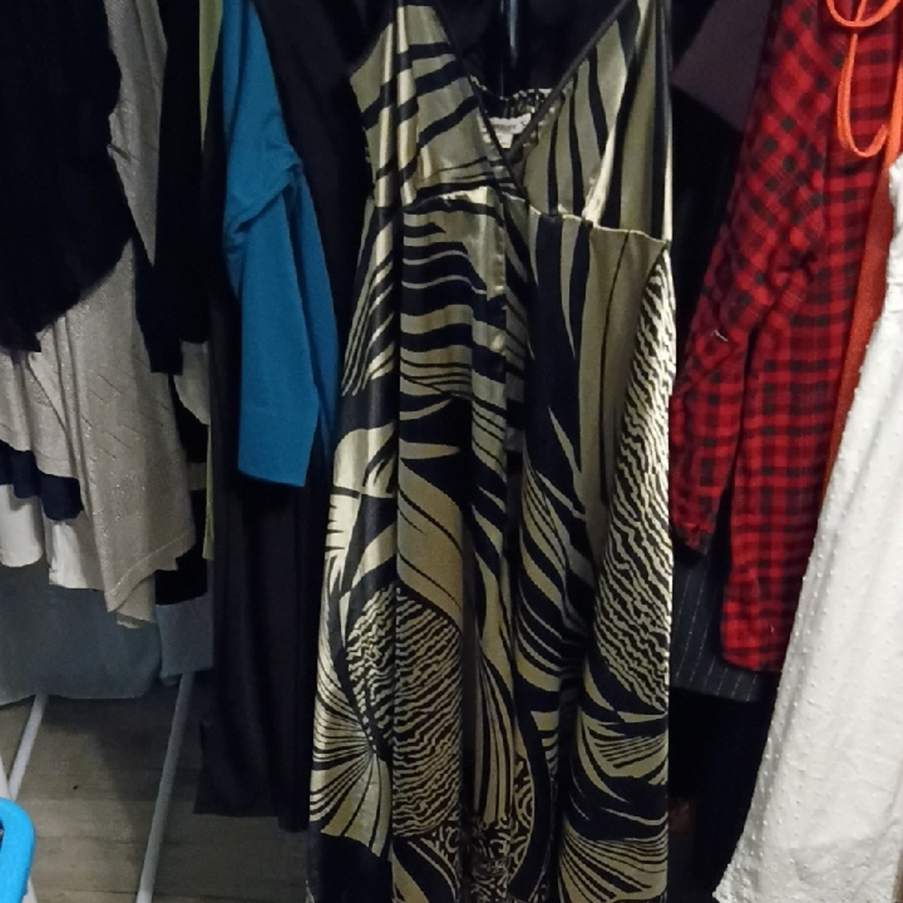 Forever New Black and Gold Maxi Dress with Abstract Swirl Print